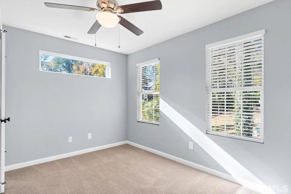 Pineland Cir, Raleigh, NC listing photo