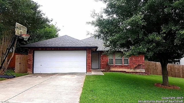 Brent Terrace, Live Oak TX 78233 on Alcove
