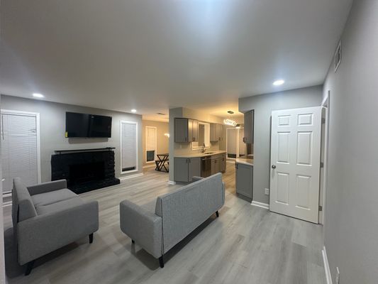 Roberts Dr, Atlanta, GA listing photo