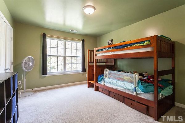 Autumn Leaf Ln, Durham, NC listing photo