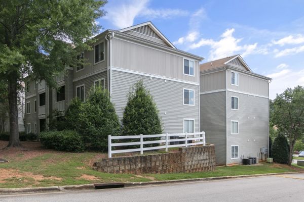 University Ct, Raleigh, NC listing photo