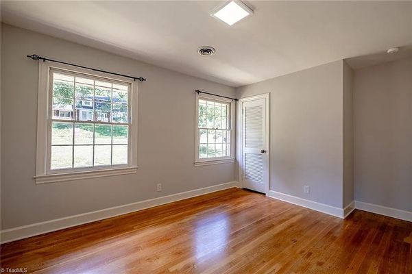 Kinnamon Rd listing photo