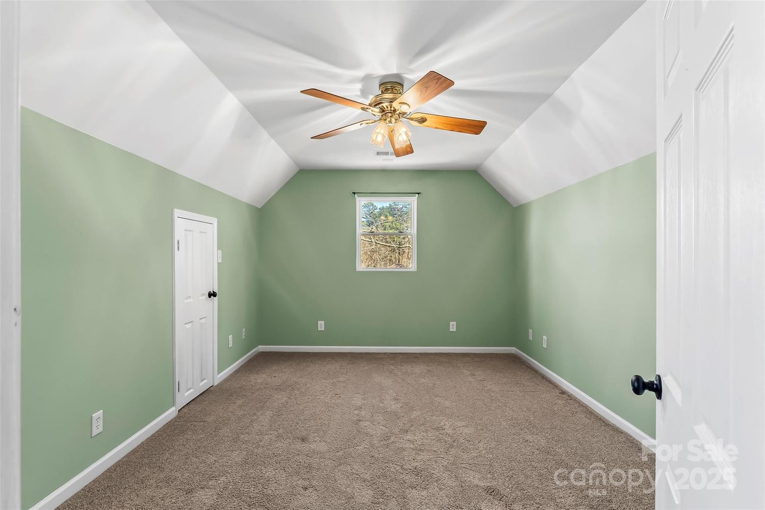 E 29th St, Kannapolis NC 28083 on Alcove