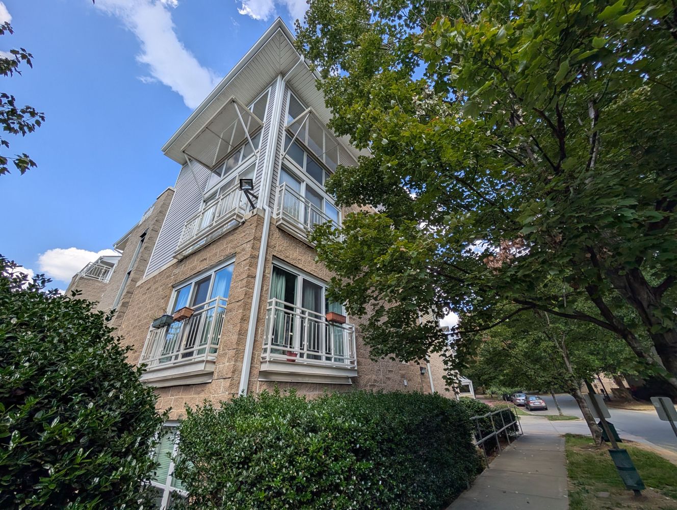 Donatello Avenue, Charlotte NC 28205 on Alcove
