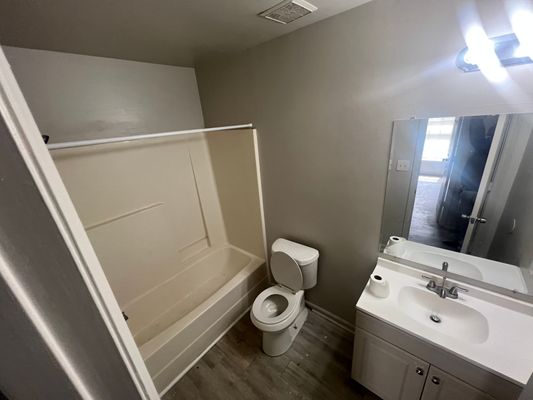 Beck St listing photo