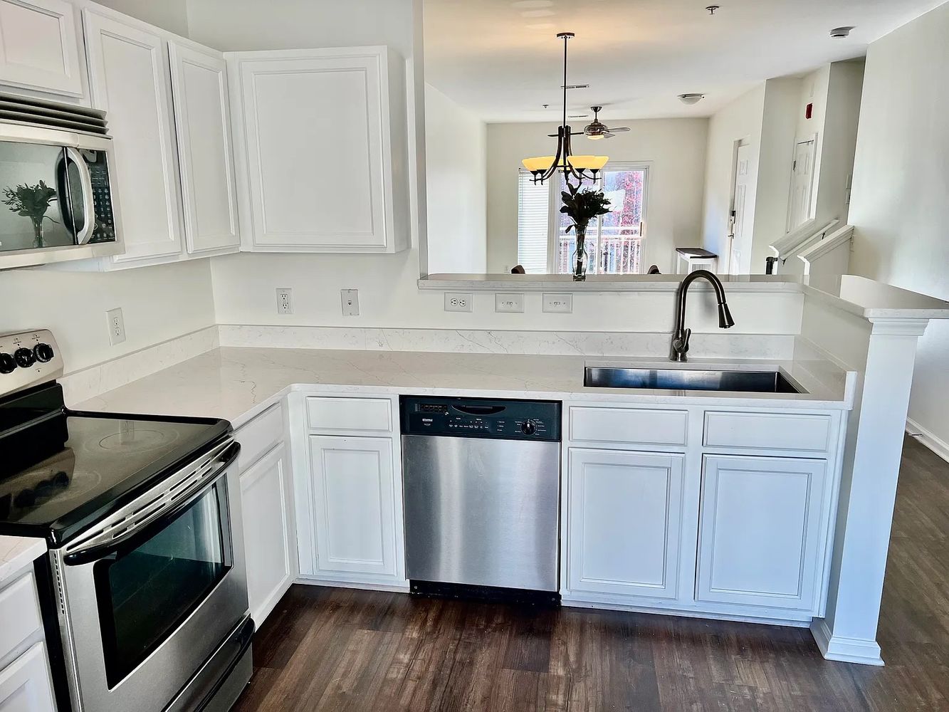 Donatello Avenue, Charlotte NC 28205 on Alcove