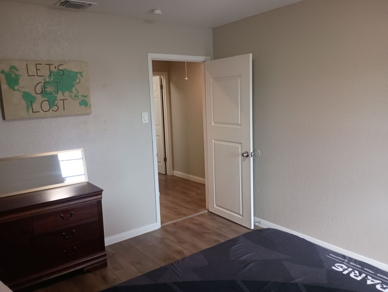 Co-living rooms at N PanAm Expy, San Antonio TX 78208 on Alcove