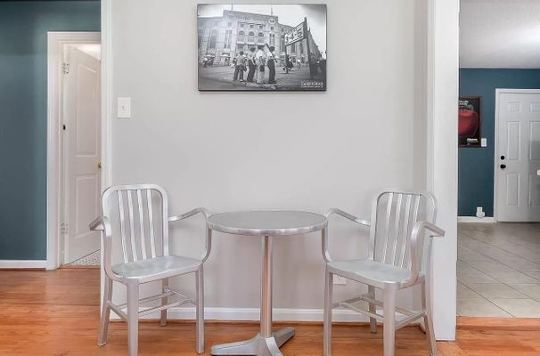 Archdale Dr, Durham, NC listing photo