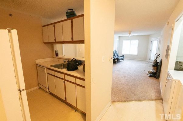 Collegiate Cir, Raleigh, NC listing photo