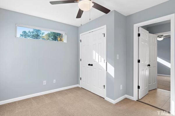 Pineland Cir, Raleigh, NC listing photo