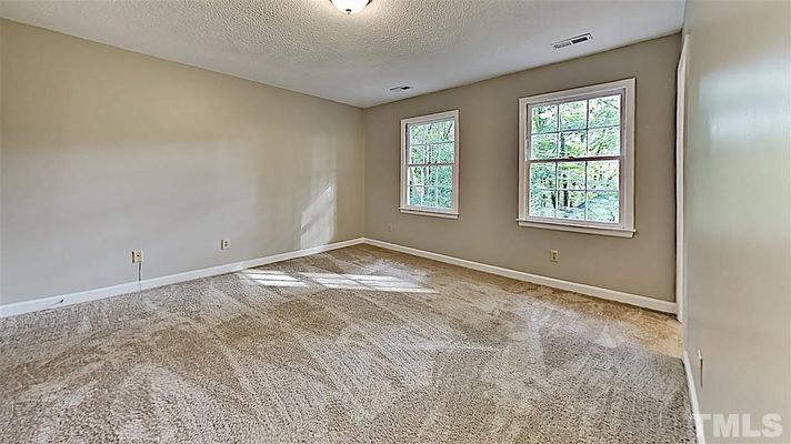 Woods Ream Dr, Raleigh, NC listing photo