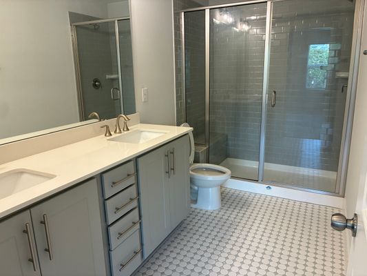 Old Grove Ln listing photo