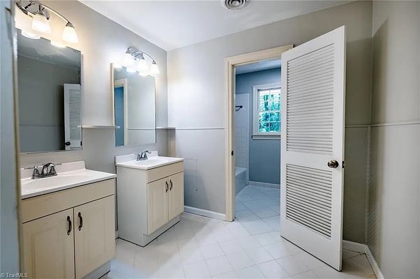 Kinnamon Rd listing photo
