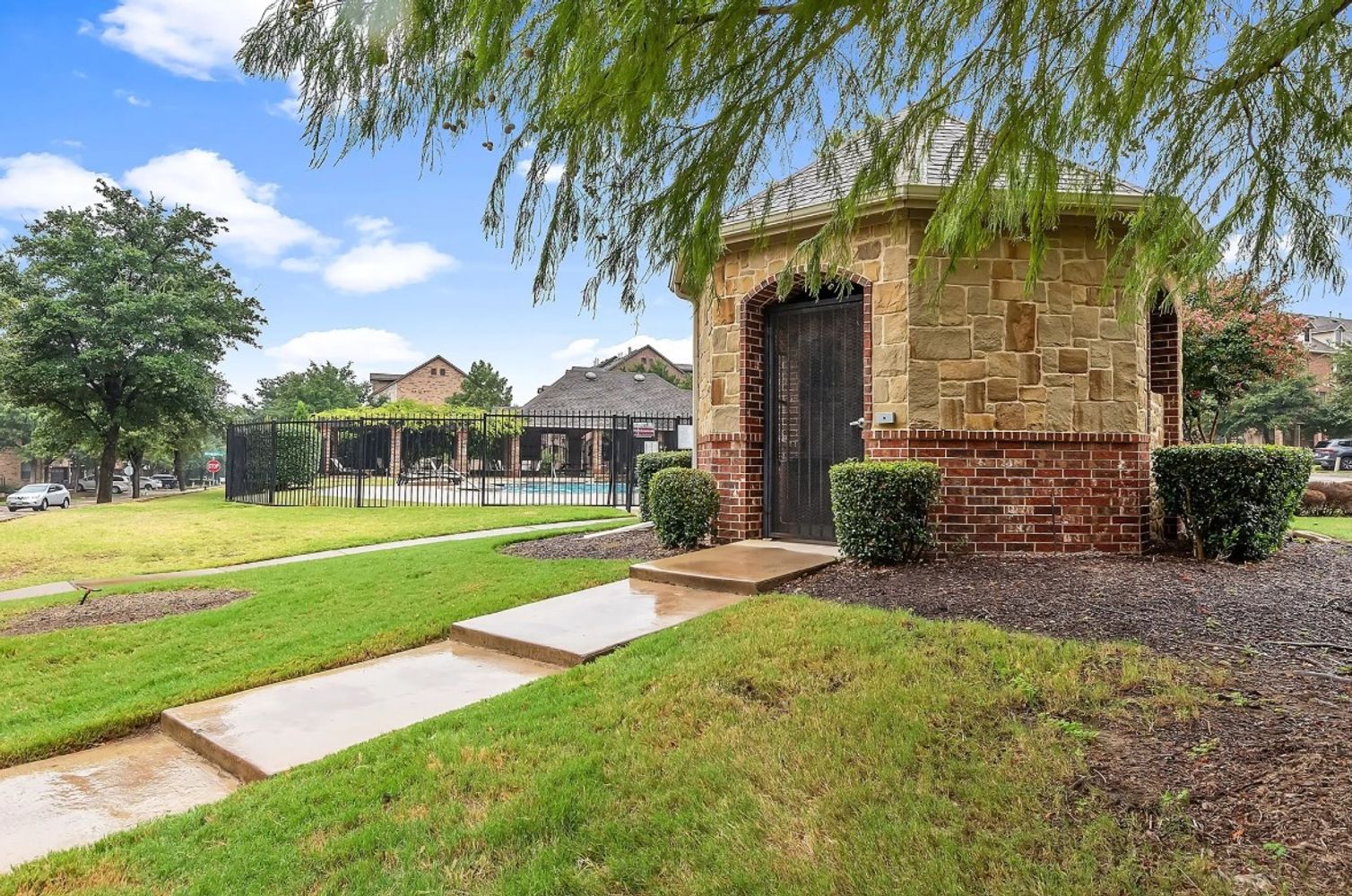 Chase Ln, Irving TX 75063 on Alcove