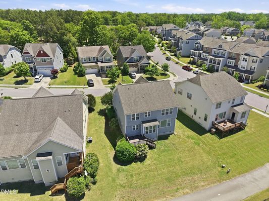 Plott Hound Ln listing photo
