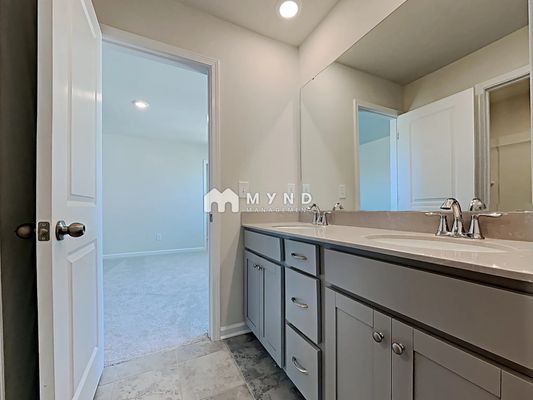Moulin Ct Dr, Charlotte, NC listing photo