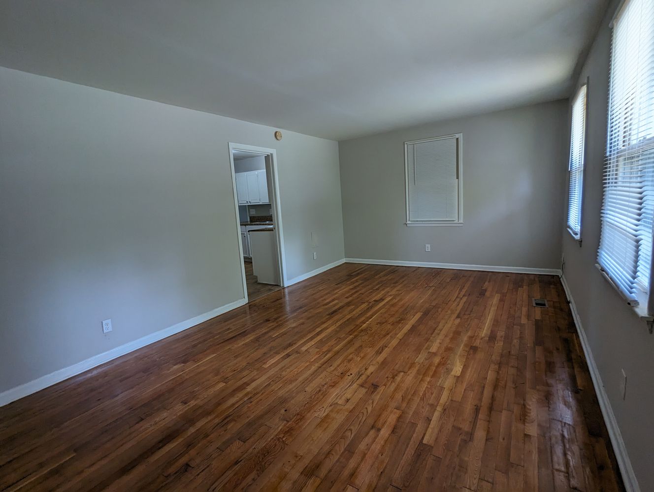 Ravencroft Dr, Charlotte NC 28208 on Alcove