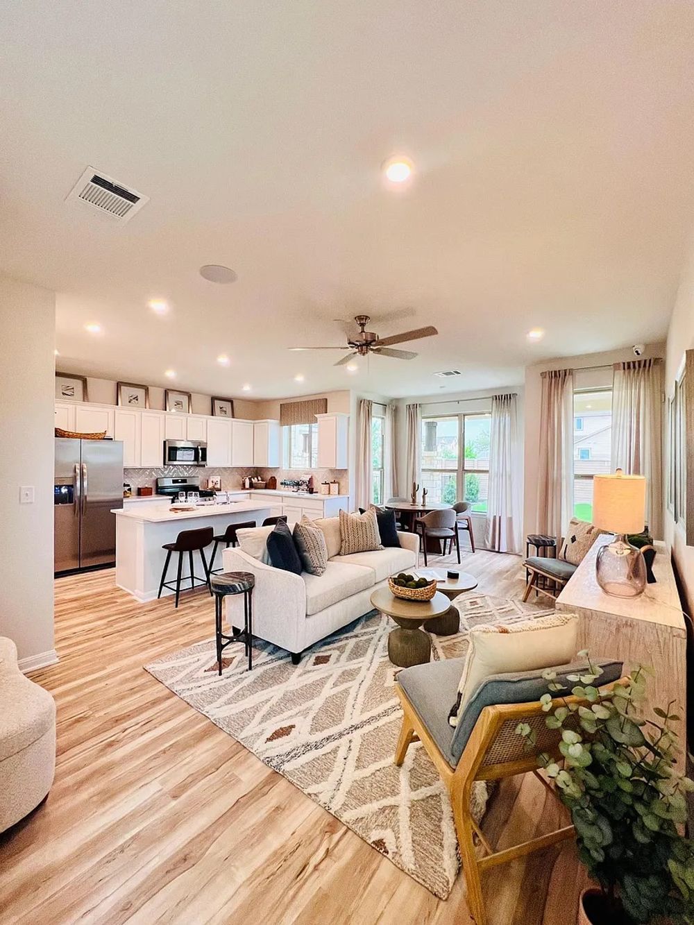 Cowbird Path, Pflugerville 78660 on Alcove