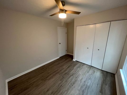 Henslowe Dr, Raleigh, NC listing photo