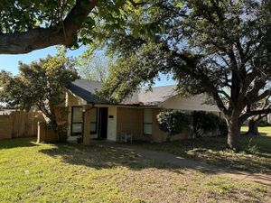 Santa Anna Dr, Garland TX 75042 on Alcove