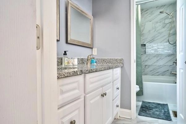 Baker Terrace Nw listing photo