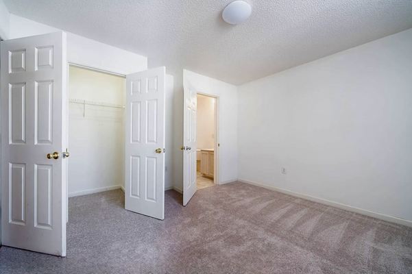 Wolfmill Dr, Raleigh, NC listing photo