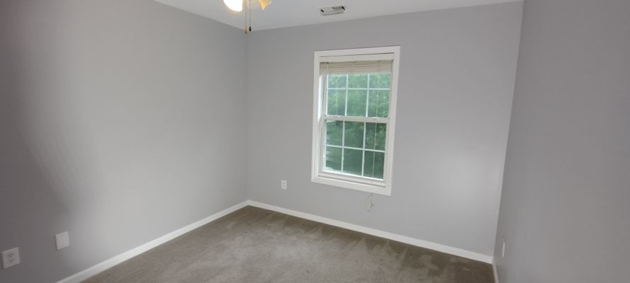 Abby Knoll Dr listing photo