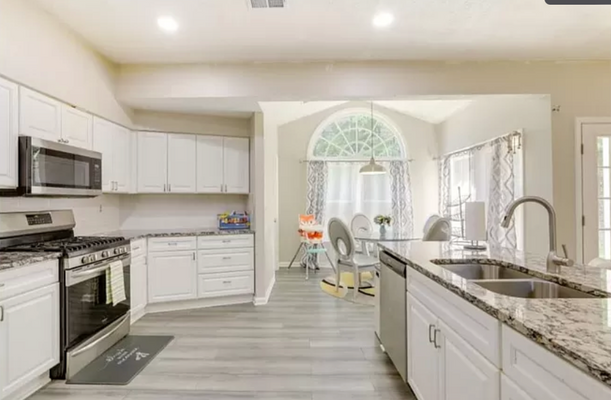Woodstone Dr listing photo