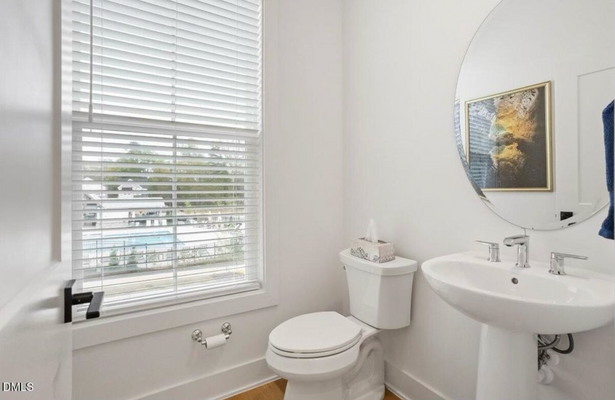 Billingshurst Wy listing photo