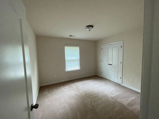 Agnew Dr, Charlotte, NC listing photo