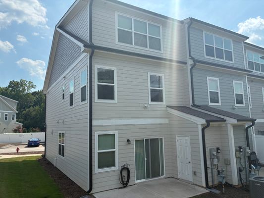 Old Grove Ln listing photo