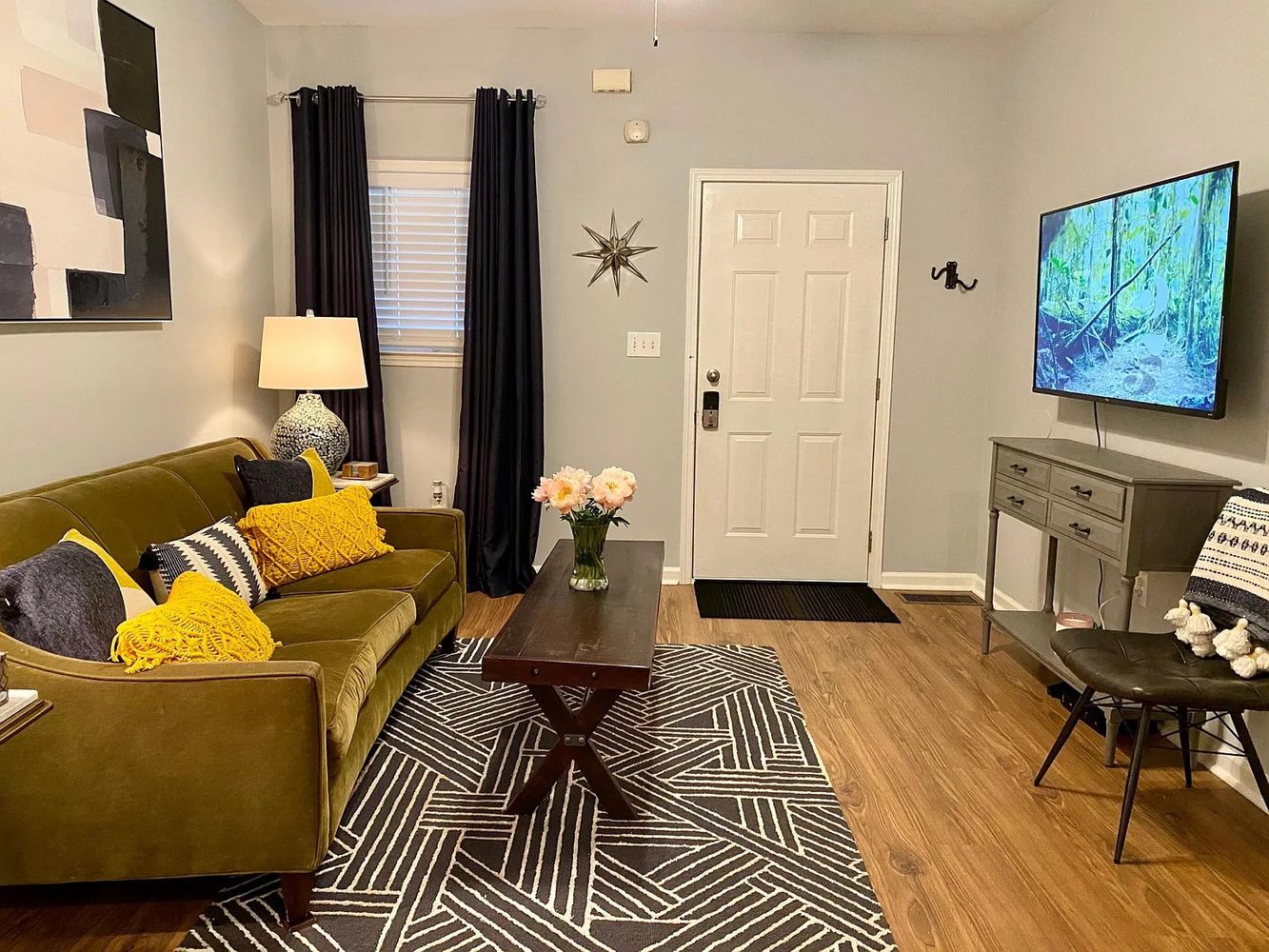 Jones Ave NW, Atlanta 30318 on Alcove