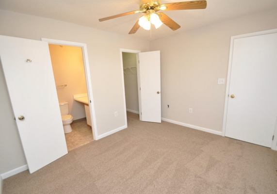 Crab Orchard Dr, Raleigh, NC listing photo