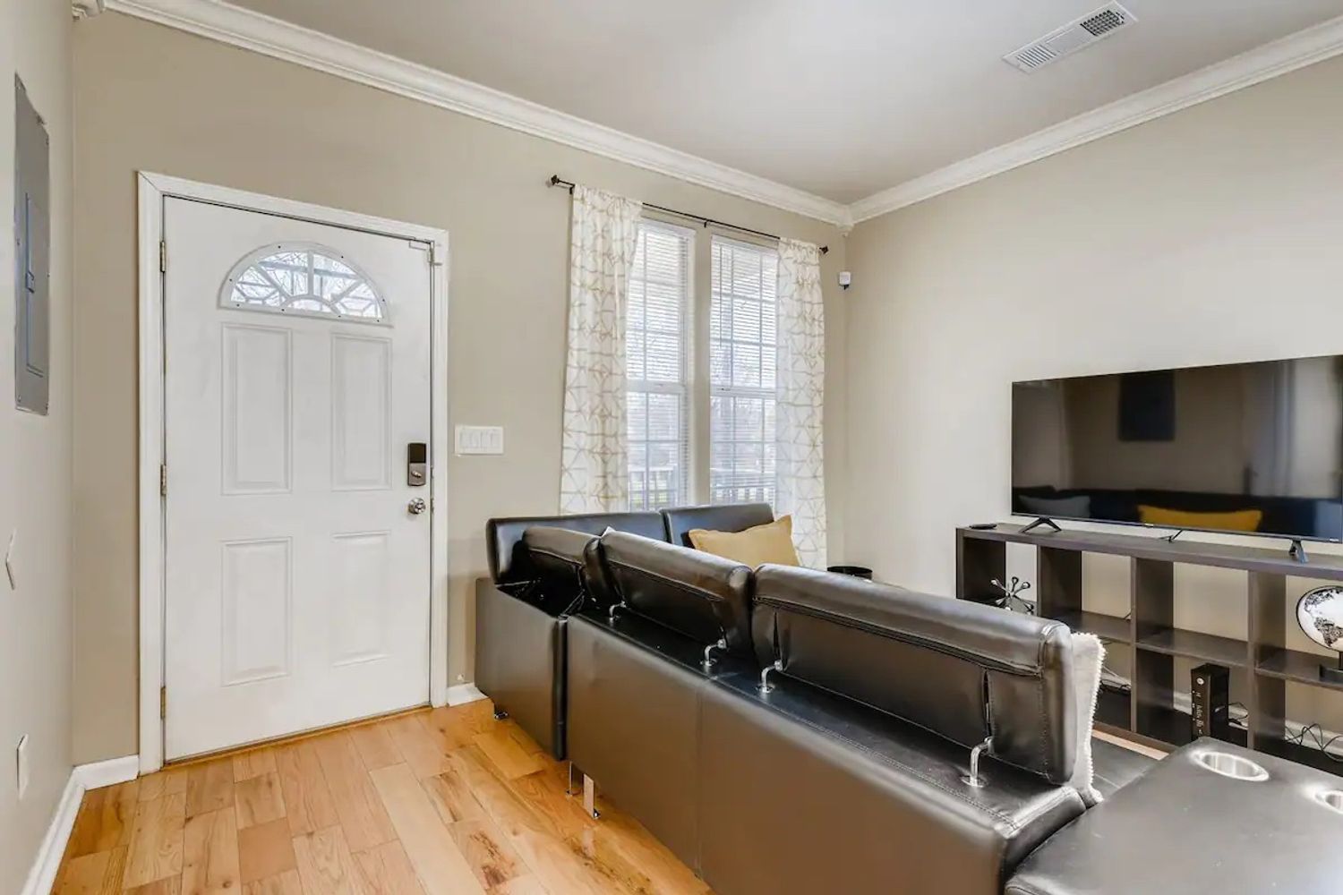 Weyman Ave SW, Atlanta GA 30315 on Alcove