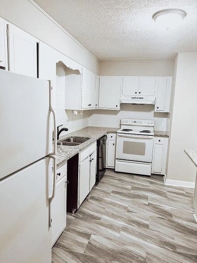 N Hamilton St listing photo