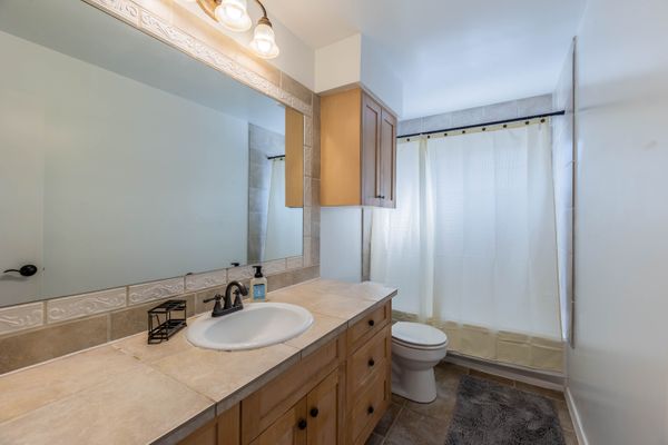 Clarksburg Dr, Austin, TX listing photo