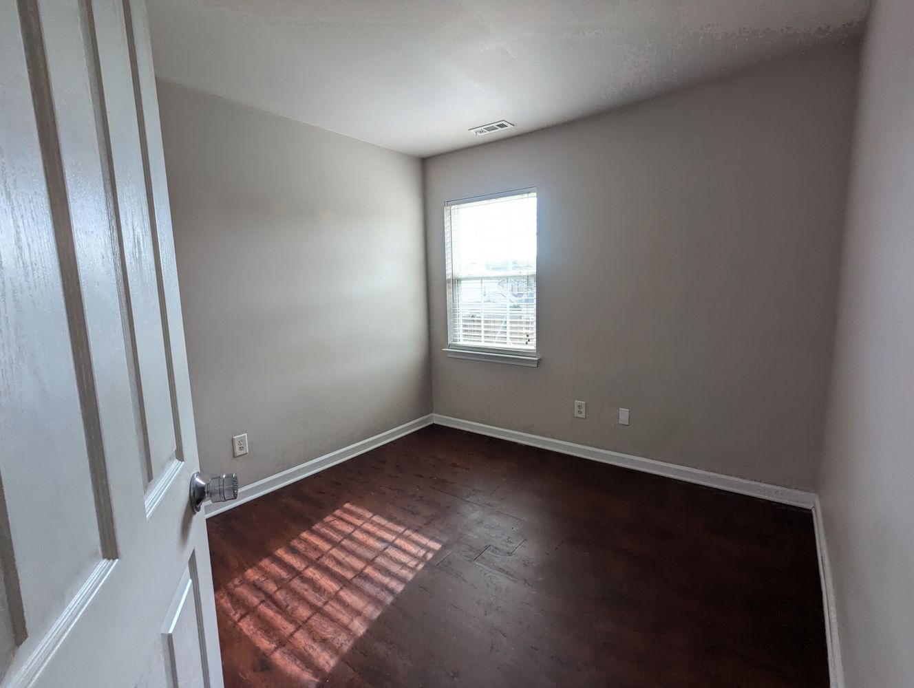 Co-living rooms at Belmont Stables Dr, Charlotte NC 28216 on Alcove