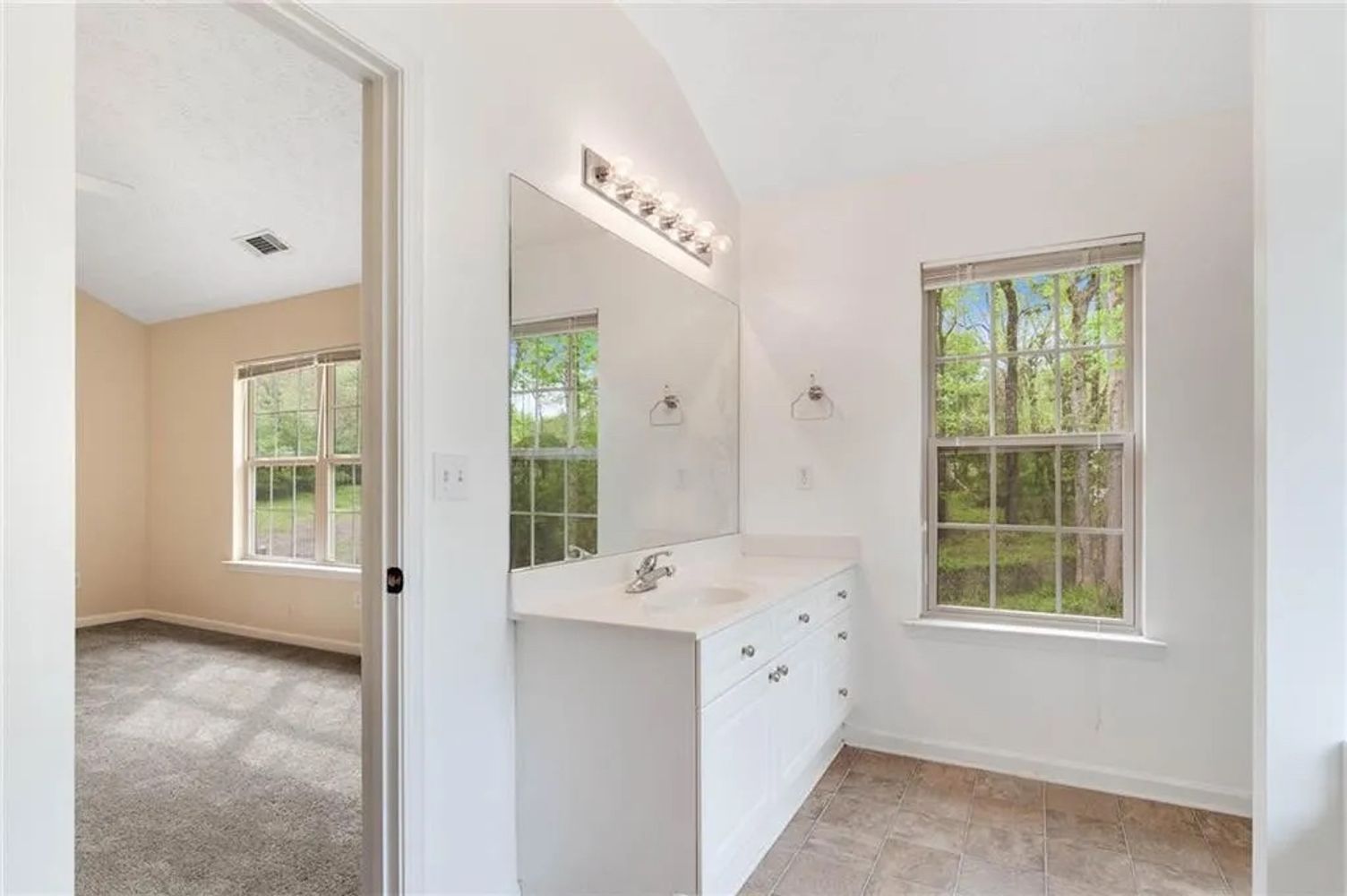 Hill Station Ct, Sugar Hill GA 30518 on Alcove