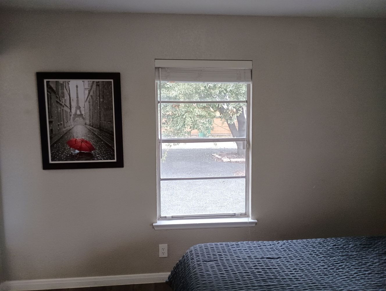 Co-living rooms at N PanAm Expy, San Antonio TX 78208 on Alcove