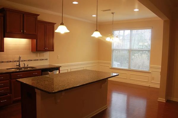 Skyros Loop listing photo