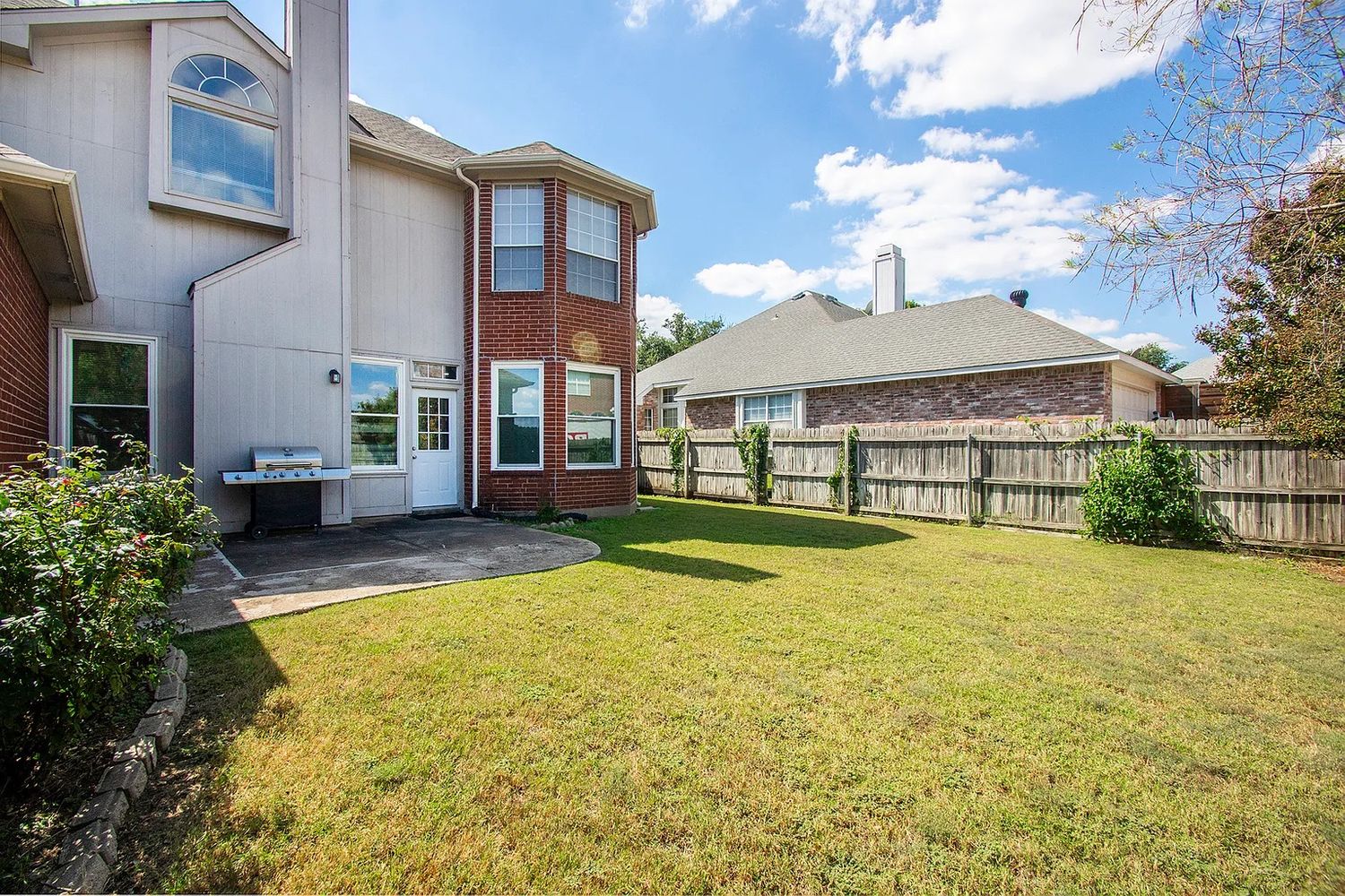 Kentshire Cir, Plano TX 75025 on Alcove