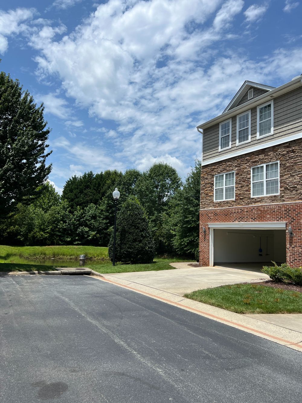 Dunlevy Way, Greensboro 27455 on Alcove