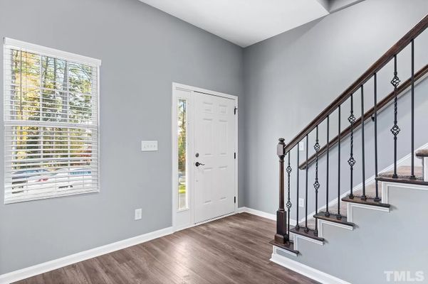 Pineland Cir, Raleigh, NC listing photo