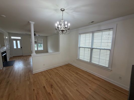 Dubois Court listing photo