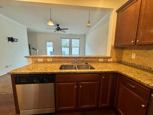 Warm Springs Ln, Raleigh, NC listing photo