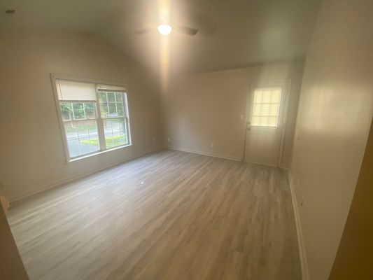 Beck St listing photo