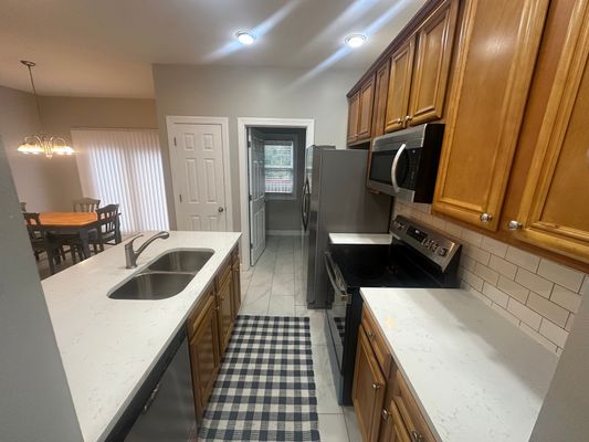 Godfrey Dr Nw listing photo