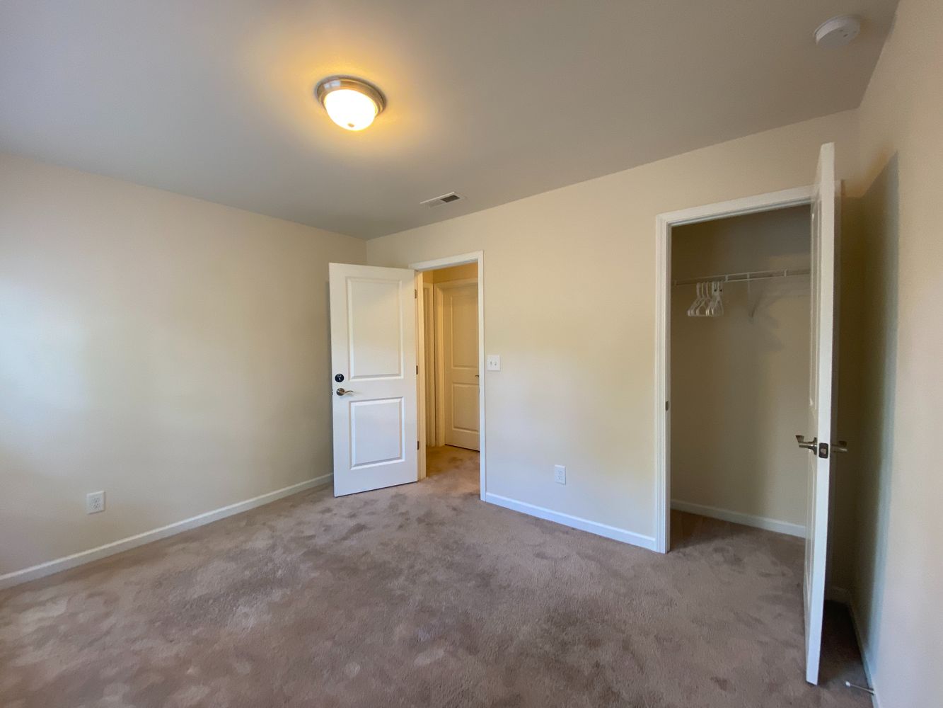Co-living rooms at Sharonbrook Dr, Charlotte NC 28210 on Alcove