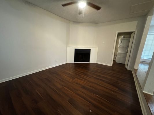 Jeb Stuart Dr listing photo