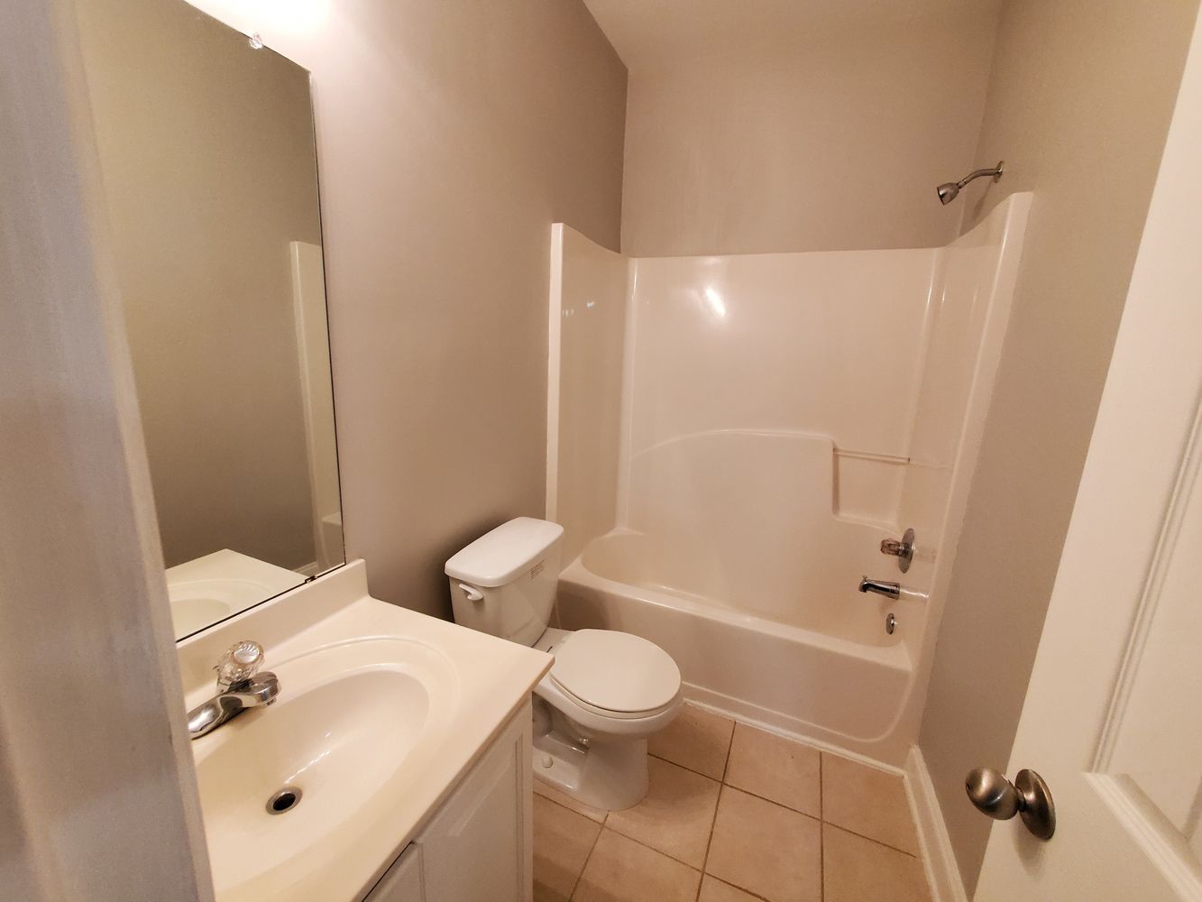 Co-living rooms at Bayrose Cir, East Point GA 30344 on Alcove
